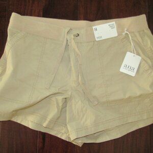 a.n.a Mid Rise Shortie Shorts Size 14 NWT Khaki ✨Lowest Offering